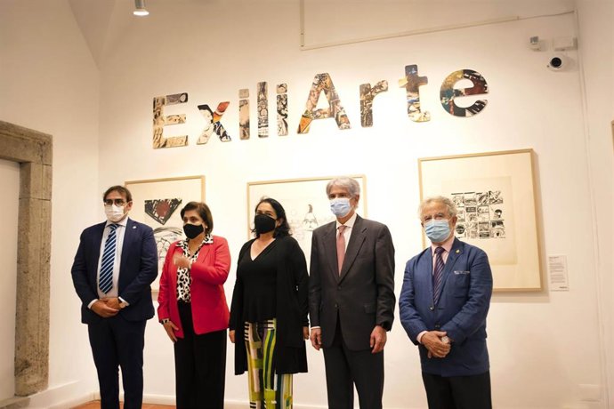 Presentación de la exposición de Diputación de Cádiz 'Exiliarte. Memoria de una carpeta dedicada a Rafael Alberti', en Roma.