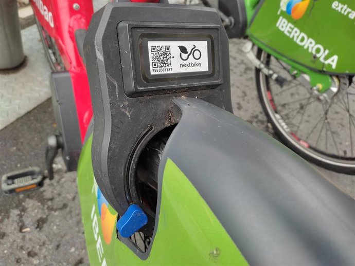 Mecanismo de bloqueo de una bicicleta municipal de Bilbaobizi