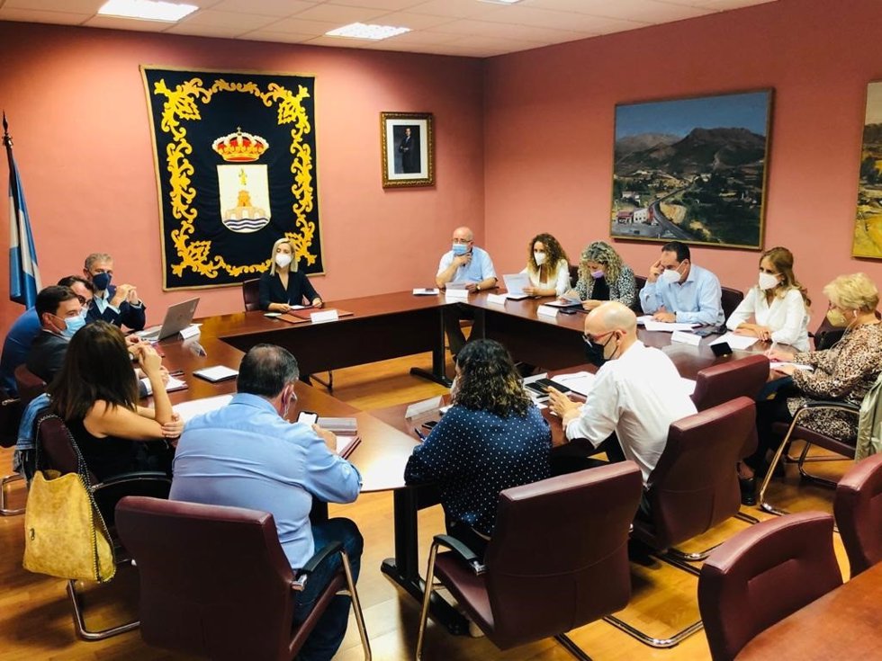 Reunión de la Junta de Gobierno Local con responsables de Emasesa.