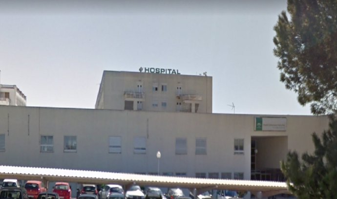 Archivo - Imagen de archivo del hospital de Puerto Real (Cádiz) al que han sido trasladados los cuatro jóvenes heridos por accidente en Medina Sidonia
