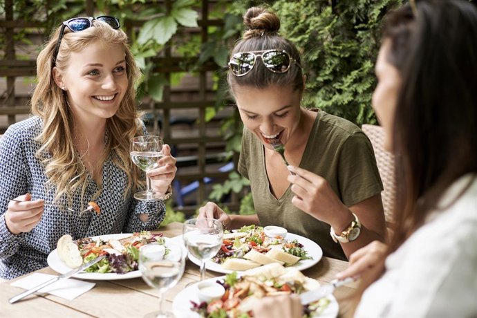 Angel Yeast has launched its new range of nutritional yeast flakes, which are ideal for sports nutrition and as a dietary supplement for vegetarians.