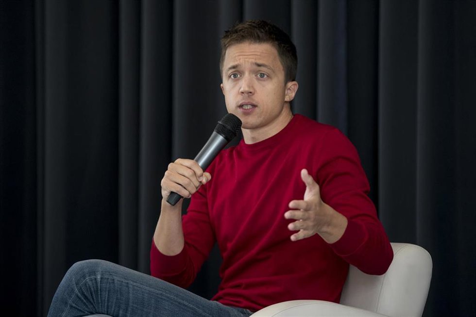 El líder de Más País, Íñigo Errejón, durante la presentación de su libro Con todo. De los años veloces al futuro, en el Círculo de Bellas Artes, a 22 de septiembre de 2021, en Madrid (España). 