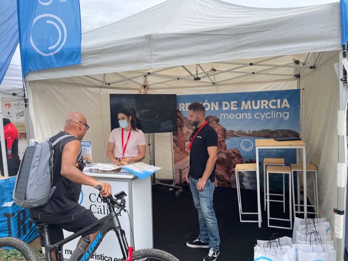 La Región dispone de un espacio en el Festival Sea Otter Europe para promocionar la oferta de turismo de bicicleta