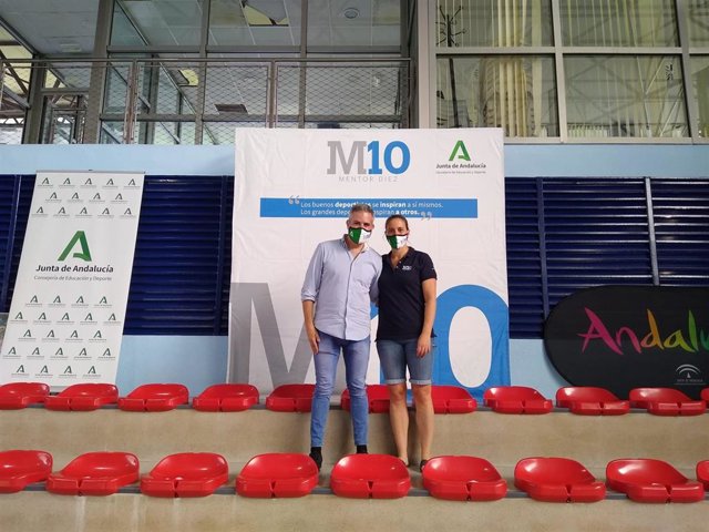 La Consejería impulsa los hábitos de vida saludables a través del programa Mentor 10