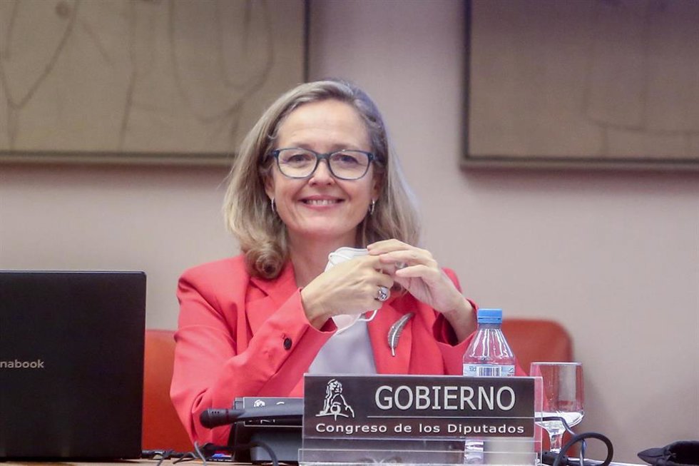 La vicepresidenta primera del Gobierno y ministra de Asuntos Económicos y Transformación Digital, Nadia Calviño,