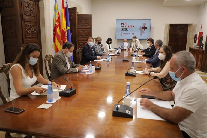 Archivo - Reunión del Plan Resistir Plus