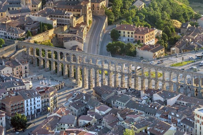 Archivo - Imagen del acueducto de Segovia.
