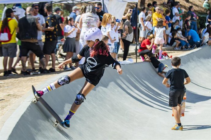 Unos 80 skaters participan en el I Campeonato del Parque Moret
