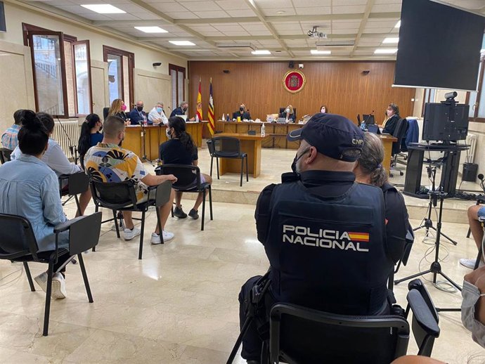 Arranca el juicio del 'clan de Los Peludos' por pertenencia a organización criminal, usurpación de viviendas y coacción