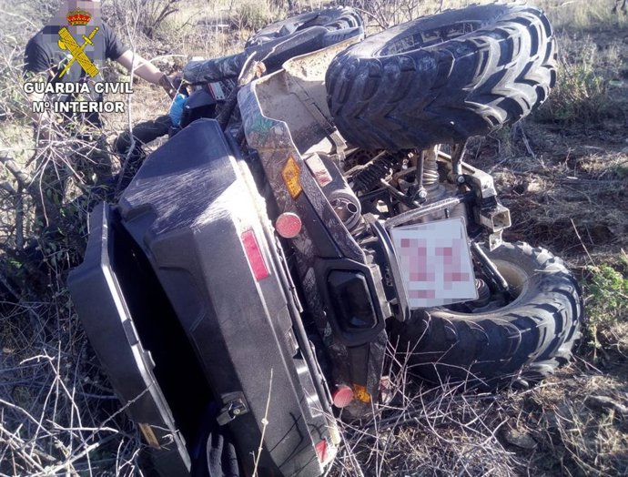 La Guardia Civil auxilia a dos personas tras accidentarse con un quad en Almonacid de Toledo