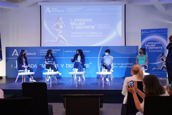 Jornada 'Mujer y deporte: entrenando la igualdad en el ámbito deportivo'.