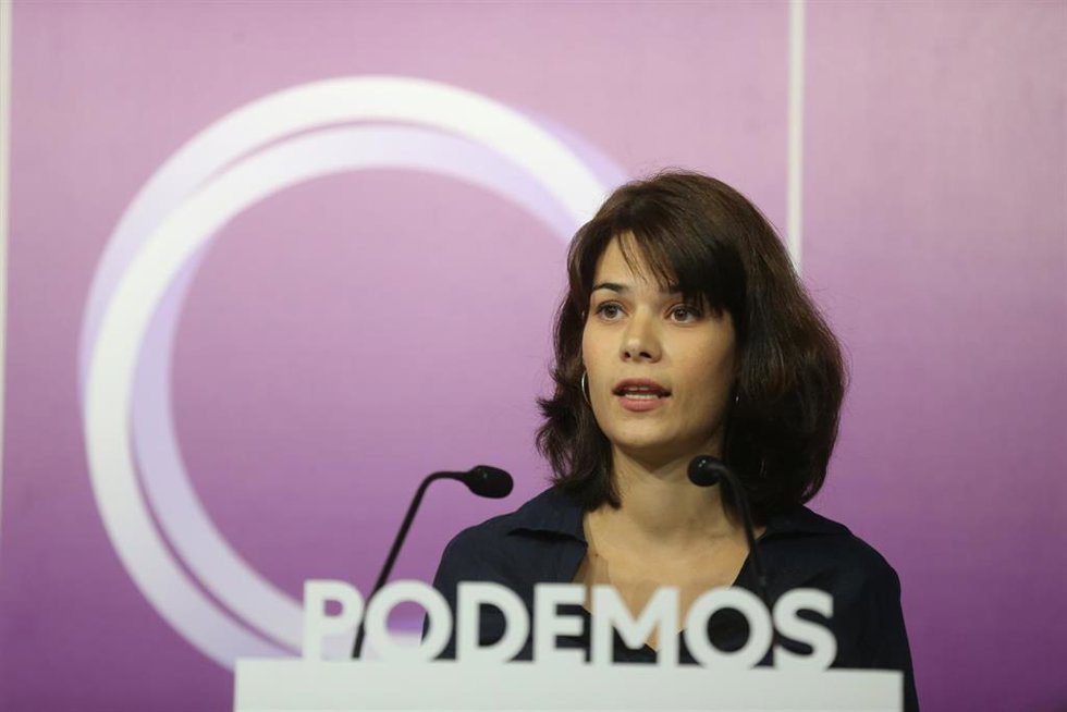 La portavoz de Podemos, Isa Serra, interviene en una rueda de prensa en la sede de Podemos, a 20 de septiembre de 2021, en Madrid, (España). Durante la comparecencia han opinado sobre la reciente manifestación en el barrio madrileño de Chueca de grupos 
