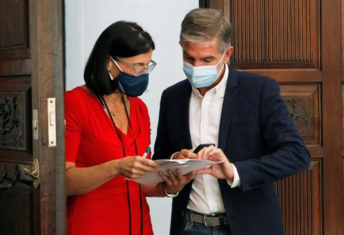 La alcaldesa, Gema Igual, y el concejal de Movilidad Sostenible, César Díaz