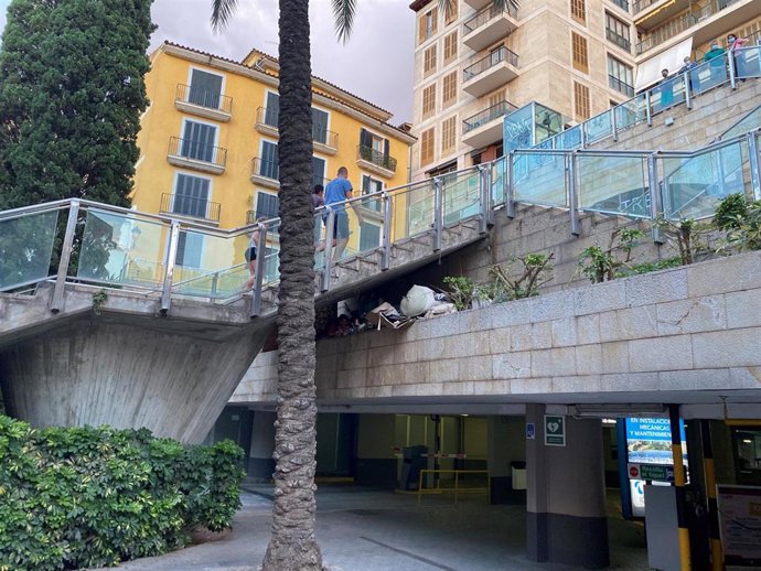 Escaleras de la plaza Mayor de Palma.