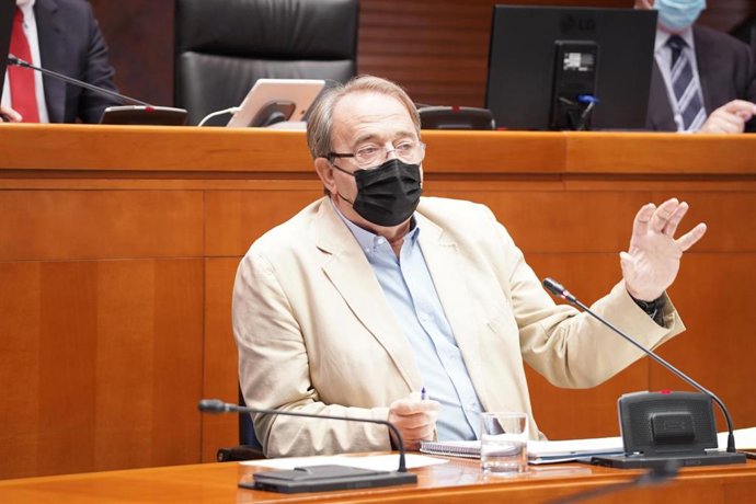 El consejero de Hacienda del Gobierno de Aragón, Carlos Pérez Anadón.