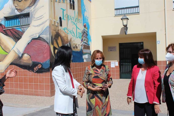 Inauguración de un mural por la igualdad