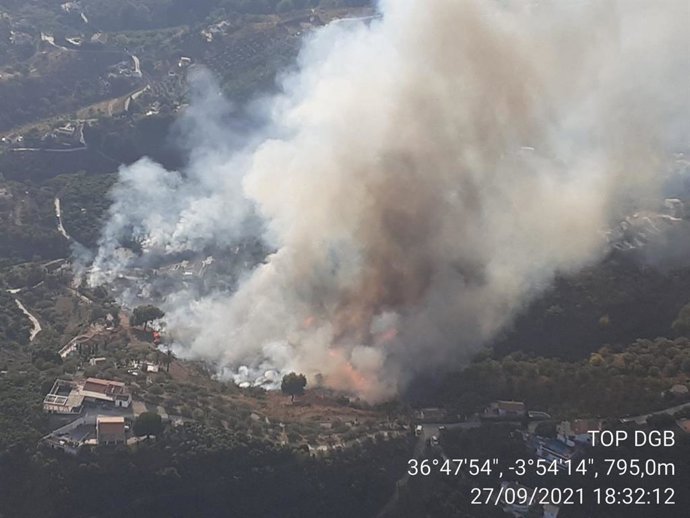 Incendio declarado este lunes en Frigiliana