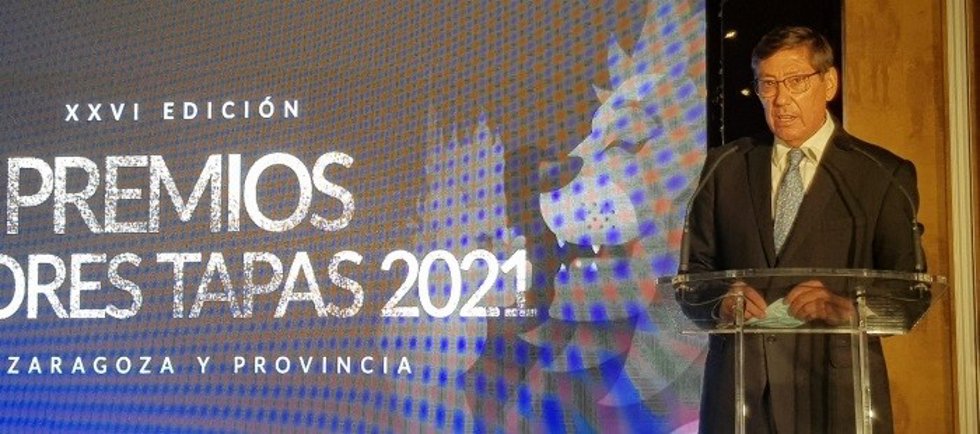 El vicepresidente y consejero de Industria, Competitividad y Desarrollo Empresarial del Gobierno de Aragón, Arturo Aliaga, en la entrega de premios del Concurso de Tapas de Zaragoza y provincia.