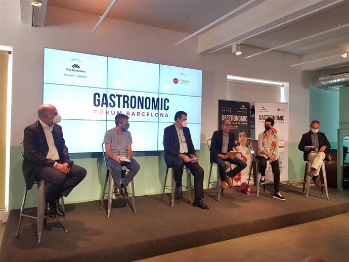 Carlos Sitjar, Álvaro Porro, Josep Alcaraz, Pep Palau, Carme Ruscalleda y Ramon Sentmartí