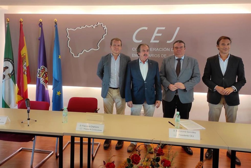 Francisco Chamorro y Bartolomé González (c), junto a José Ángel Mesa y Mario Azañón.