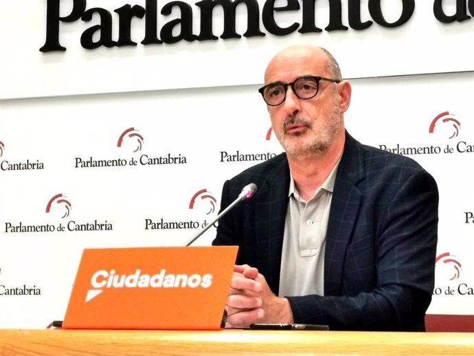 El coordinador de Cs Cantabria y portavoz del grupo parlamentario, Félix Álvarez