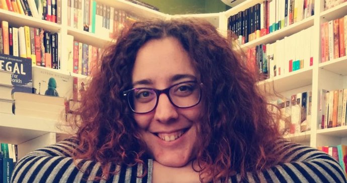 Elena Martínez Blanco, propietaria de la libería Serendipias de Tres Cantos