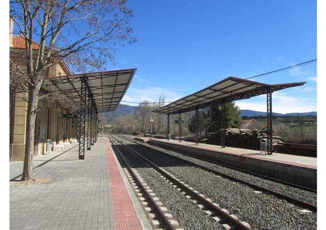 Archivo - Vías de tren