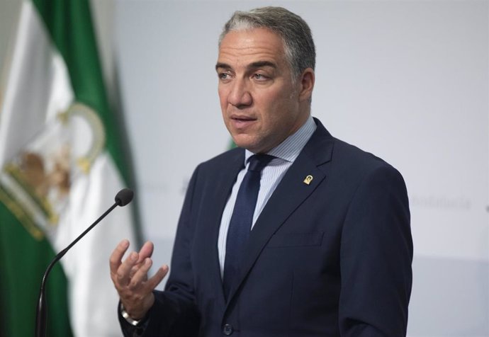 El consejero de Presidencia, Elías Bendodo, durante su intervención en rueda de prensa posterior a la reunión del Consejo de Gobierno de la Junta de Andalucía. A 28 de septiembre de 2021, en Sevilla (Andalucía, España).