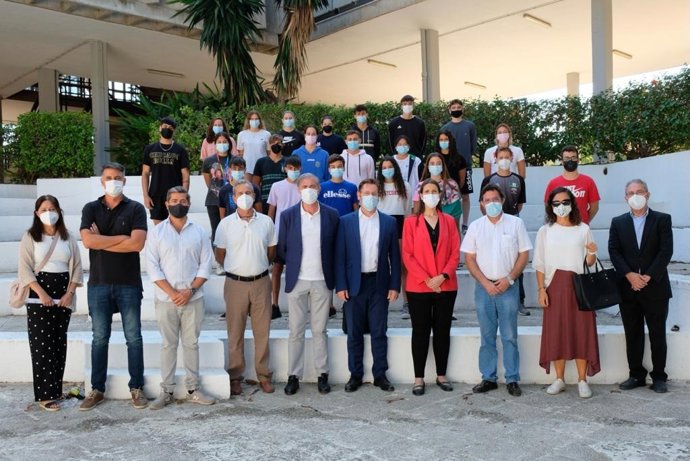 La delegada de Educación y Deporte visita el IES Núm. 1 Universidad Laboral, primer Centro Educativo de Excelencia Deportiva en Málaga