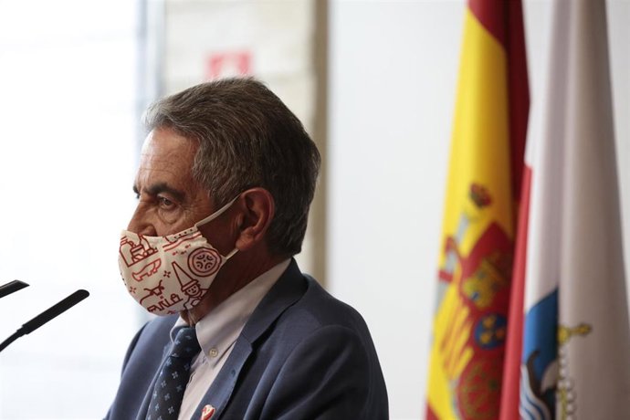 Archivo - El presidente de Cantabria, Miguel Ángel Revilla