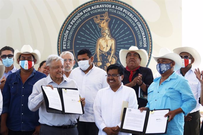 El presidente de México, Andrés Manuel López Obrador, en la petición de perdón a los pueblos yaquis.