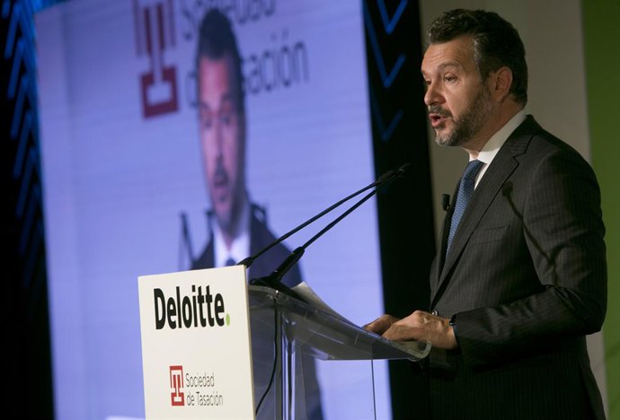 El presidente de la CNMV, Rodrigo Buenaventura.