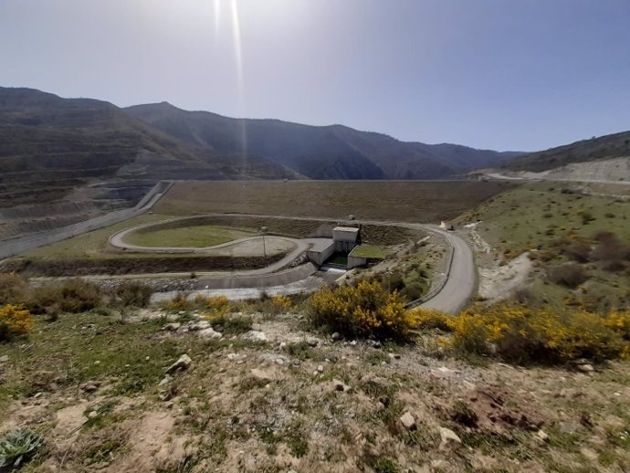 Adjudicado el acondicionamiento de accesos a Terroba (La Rioja),  por 460.000 euros