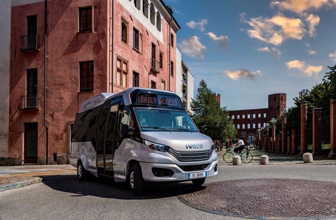 Archivo - Nuevo Daily Access de Iveco Bus