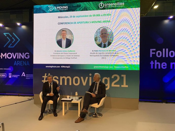 El alcalde de Logroño inaugura en Málaga el congreso sobre movilidad sostenible S-Moving Arena