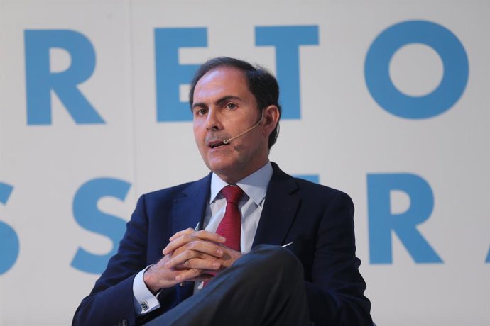 El presidente de Iberia, Javier Sánchez-Prieto, interviene en el coloquio 'Reactivados: impacto y retorno del Business Travel' en la Bolsa de Madrid, a 29 de septiembre de 2021, en Madrid, (España). 
