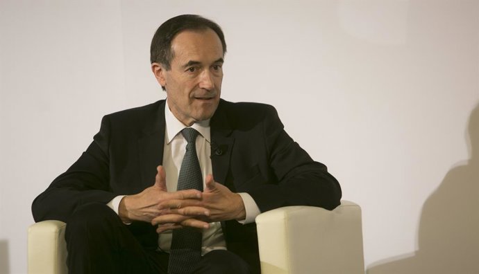 El consejero delegado de Unicaja, Manuel Menéndez.