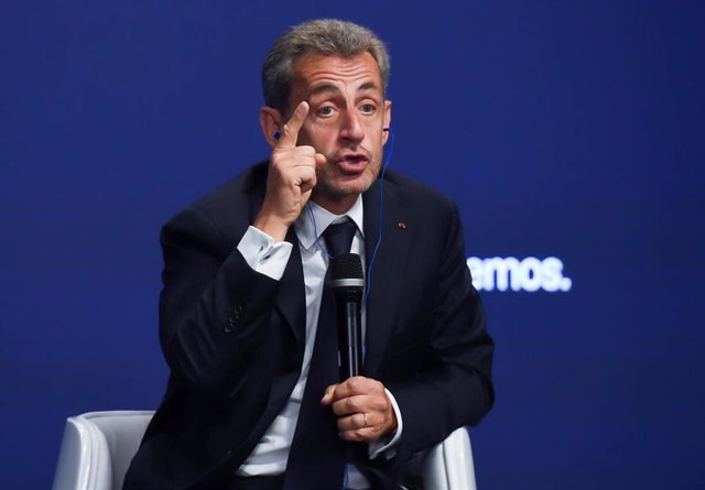 El expresidente de Francia Nicolas Sarkozy, durante la mesa titulada ‘La sociedad abierta y sus enemigos’, en el marco de la tercera jornada de la Convención Nacional del PP, a 29 de septiembre de 2021, en Madrid (España). 