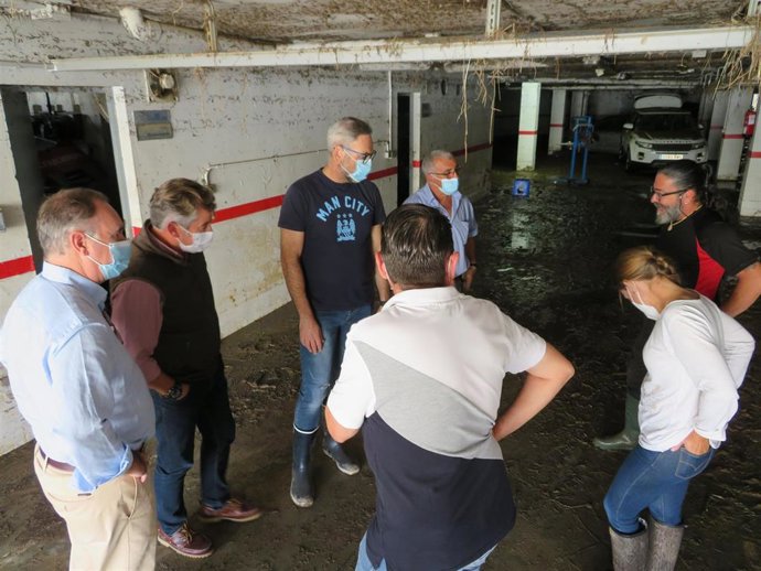 Revisión de los daños en la Escuela de Hostelería de Islantilla.