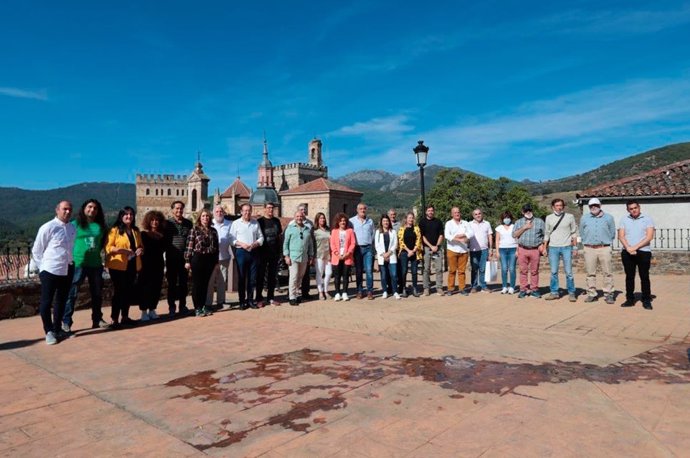 Representantes de la Diputación de Huelva visitan el Geoparque Villuercas-Ibores-Jara para conocer su modelo de gestión