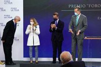 Feijóo reivindica la democracia "arraigada" en Galicia tras 40 años y llama a defender sus valores ante los populismos