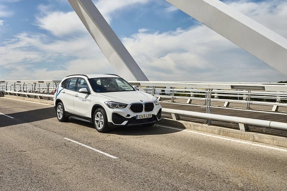 Share Now apuesta por el carsharing de larga duración con la incorporación de 60 vehículos híbridos enchufables del modelo BMW X1 xDrive25e