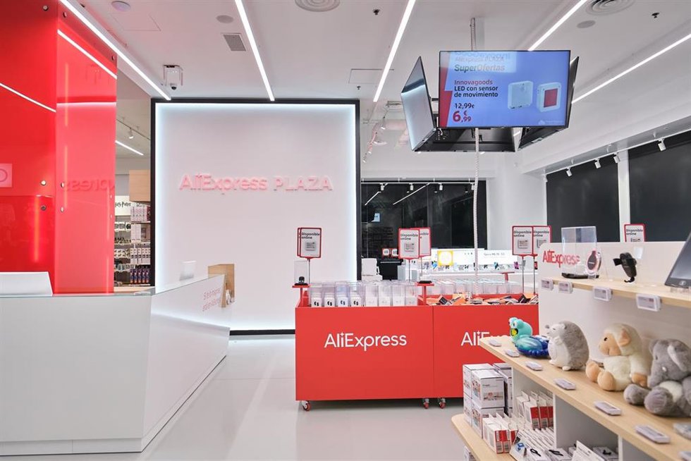 Tienda de AliExpress en La Maquinista