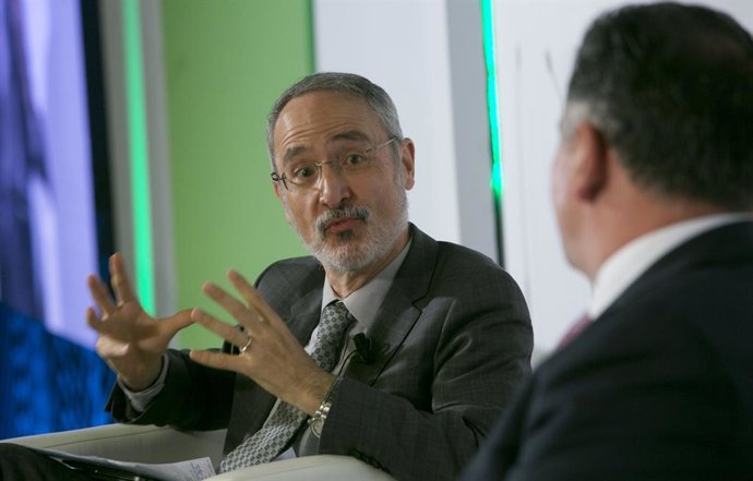 El miembro del Consejo de Supervisión del Banco Central Europeo (BCE), Edouard Fernández-Bollo, durante el XXVIII Encuentro del Sector Financiero organizado por Deloitte, Sociedad de Tasación y ABC.