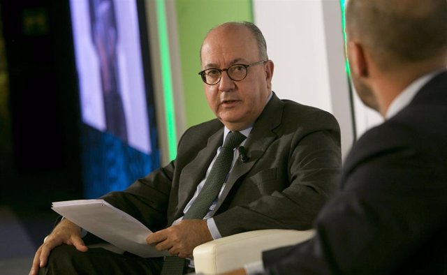 El presidente de la AEB, José María Roldán, durante su intervención en el XXVIII Encuentro del Sector Financiero organizado por Deloitte, Sociedad de Tasación y ABC.