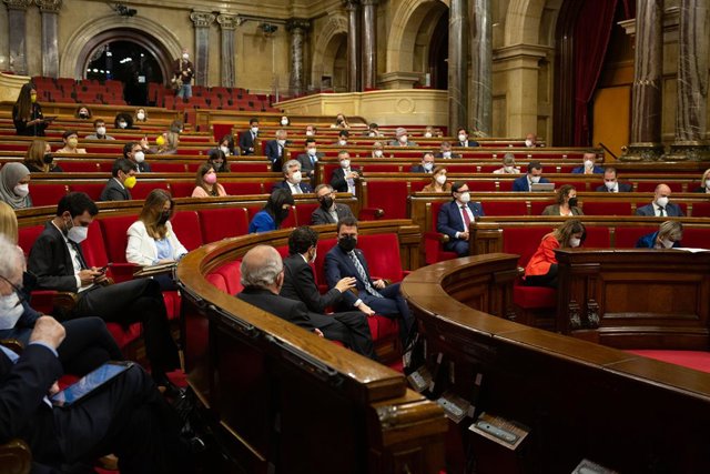 Archivo - Arxiu - Imatge de recurs de l'hemicicle del Parlament de Catalunya