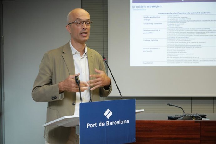 El Puerto de Barcelona ocupa la presidencia de logística multimodal de in-move by Railgrup