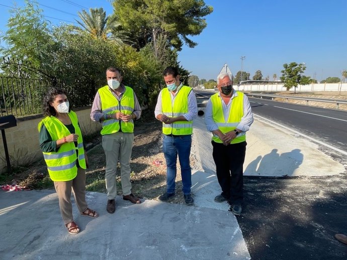 Javier Pizarro en las obras de la carretera CA-3105 en Guadalcacín