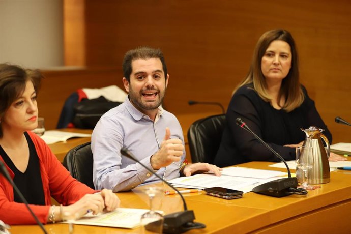 Archivo - El diputado tránsfuga de Ciudadanos (Cs) en Les Corts Valencianes Jesús Salmerón