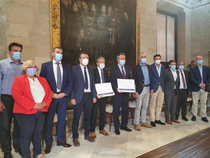 Encuentro de IDEC Groupe con los ayuntamientos de Sevilla y La Rinconada